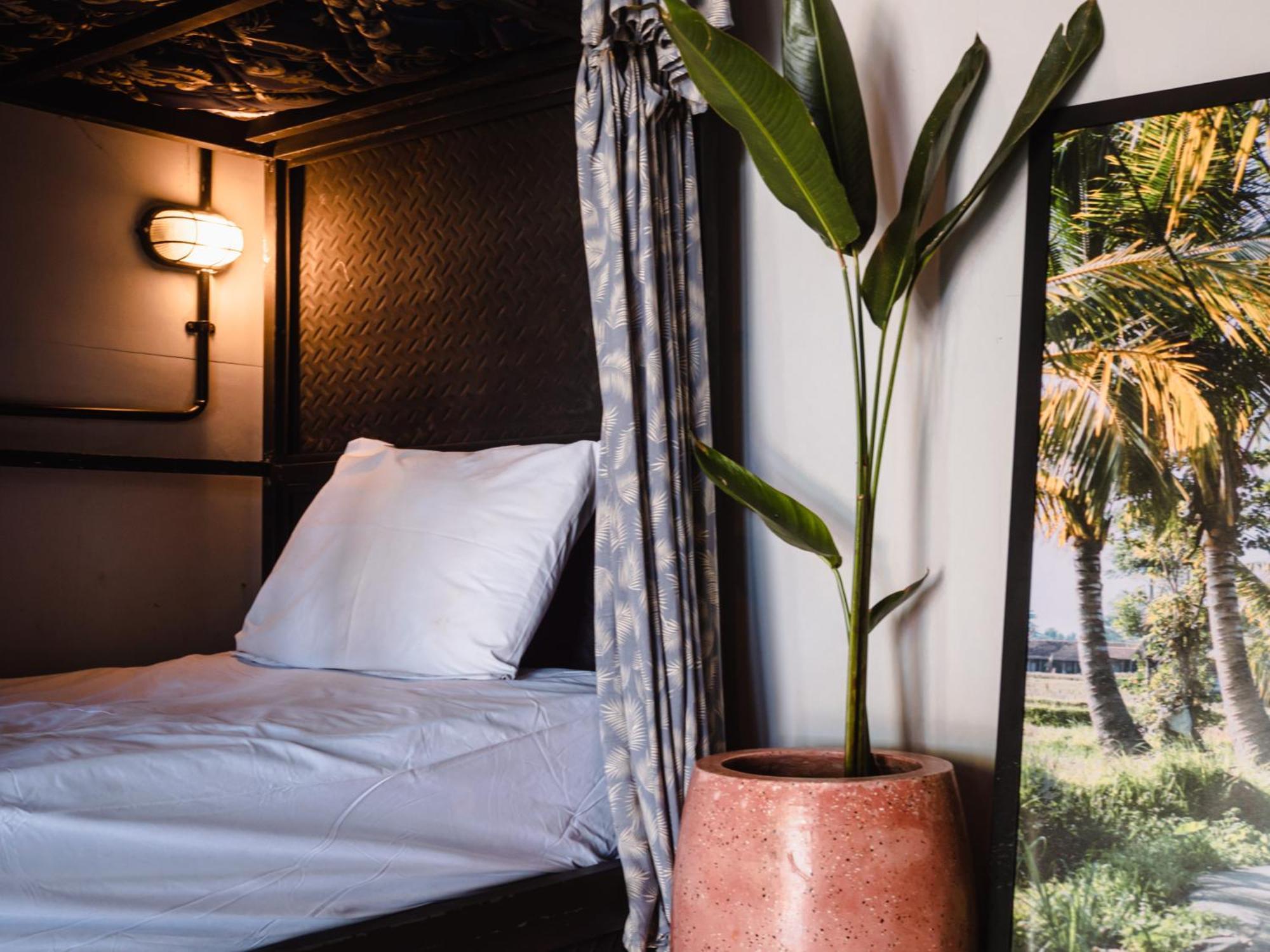 Clandestino Hostel Canggu Buitenkant foto
